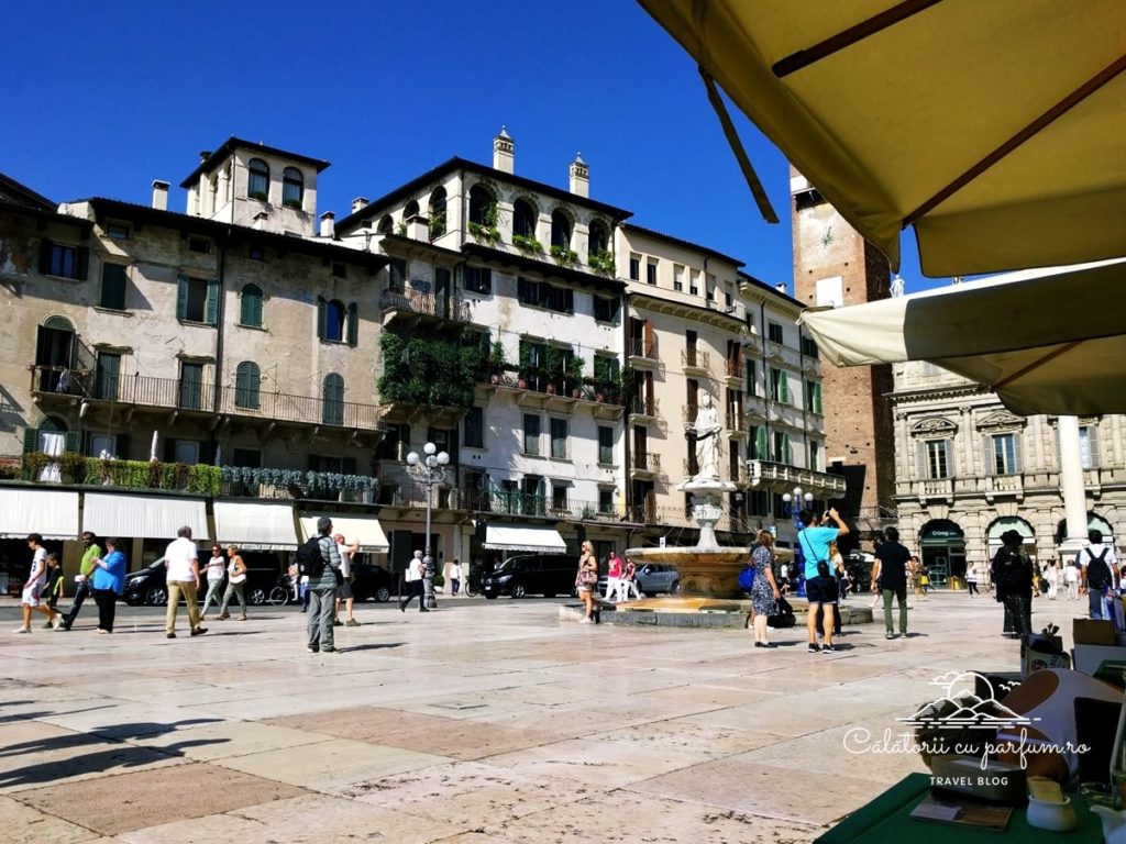 cafenele terase centru Verona piata delle erbe