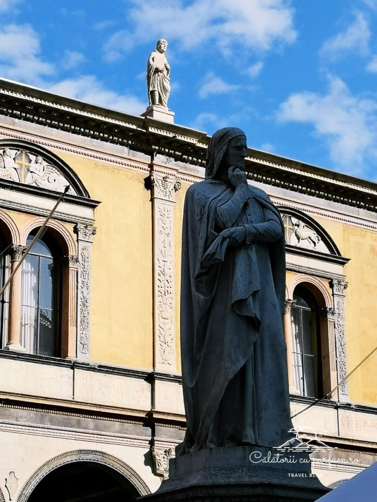 statuia lui Dante Alighieri Verona