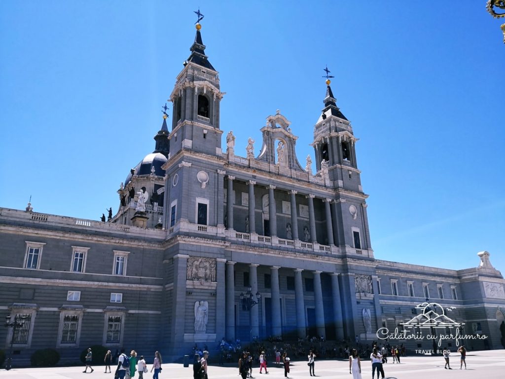 Catedrala Almudena Spania Madrid