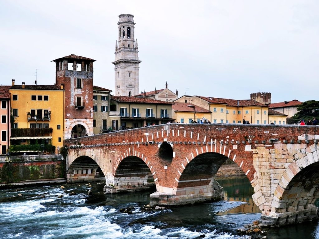 Ponte Pietra Verona