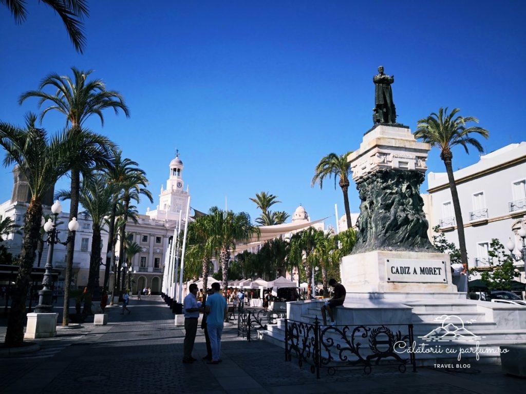 Cadiz statuie Moret piata